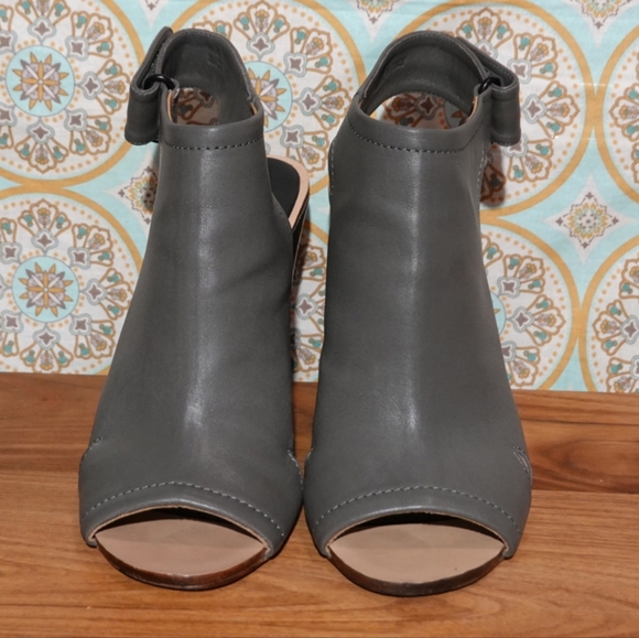 RAG & BONE Gray Leather Open-toe Slingback Wedge Heeled Shoe-bootie, size 38 - Picture 2 of 9